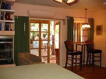 Coyote Inn Palm Springs